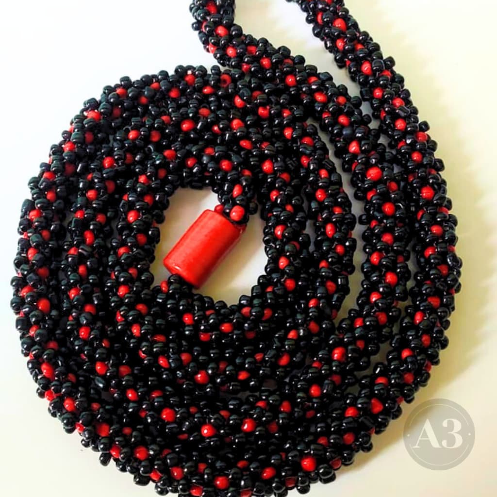 BRAJÁ EXU OU POMBA GIRA - PRETO COM VERMELHO