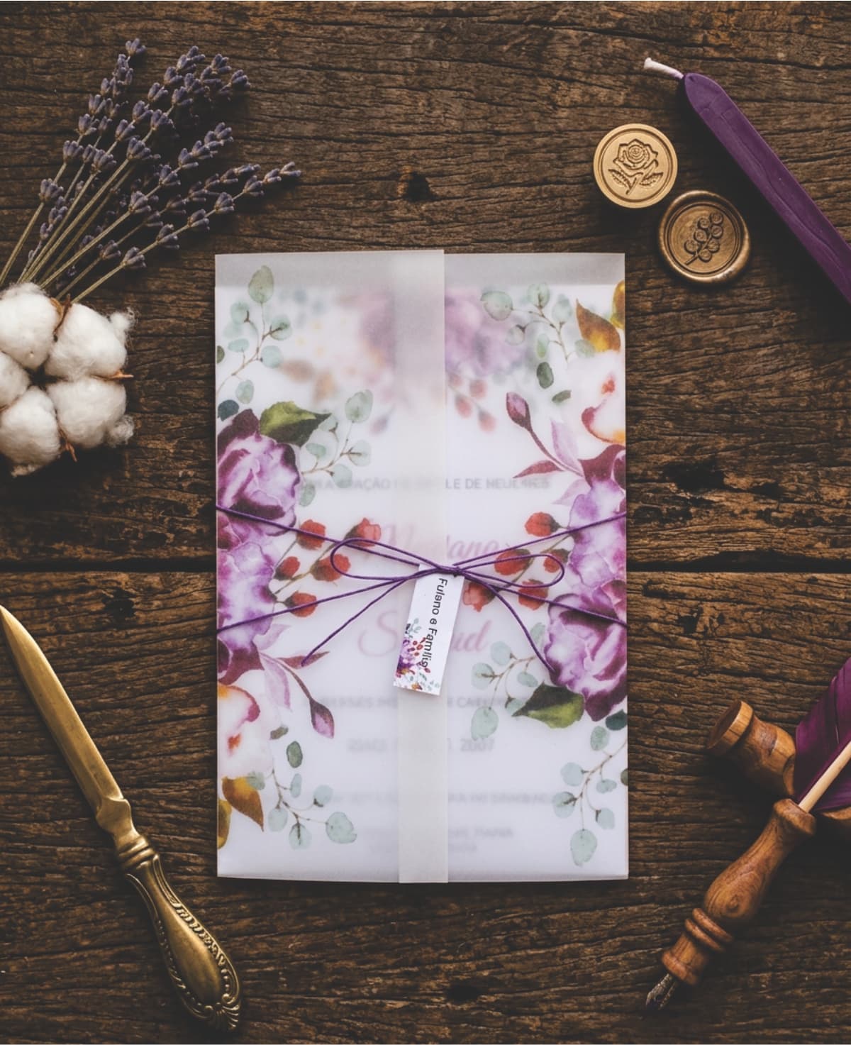 Convite de Casamento em Papel Vegetal Floral Roxo e Violeta