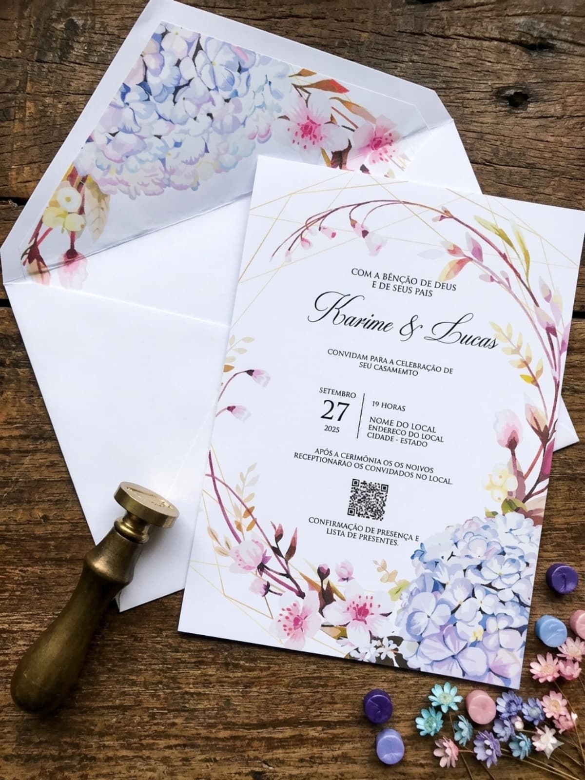 Convite de Casamento Floral Hortênsia com Envelope Forrado, Lacre de Cera e Tag