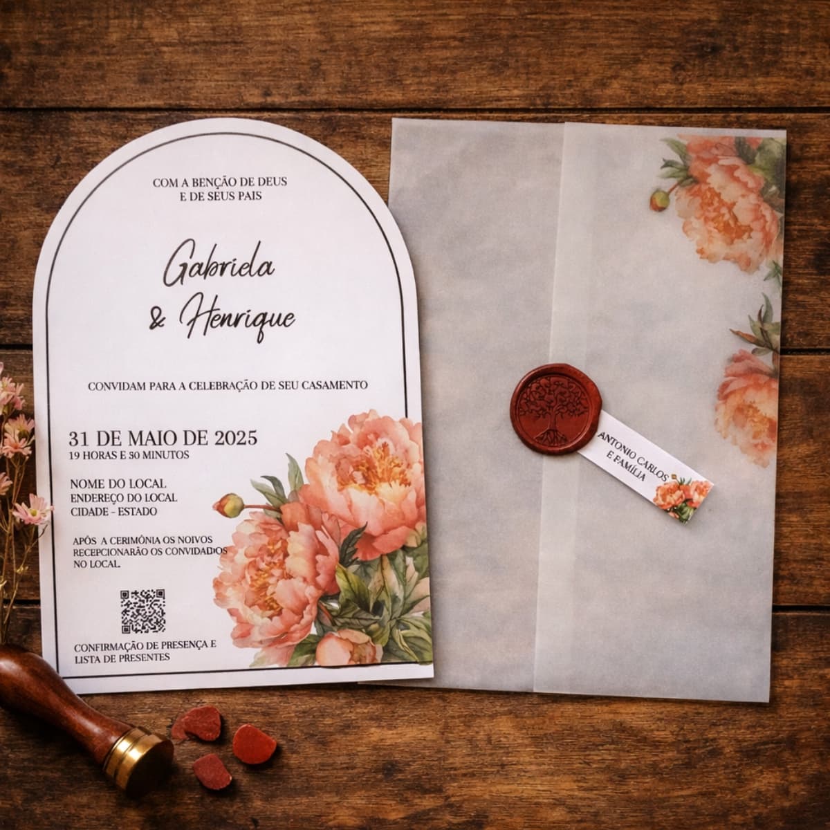 Convite Arco Floral com Papel Vegetal e Lacre de Cera