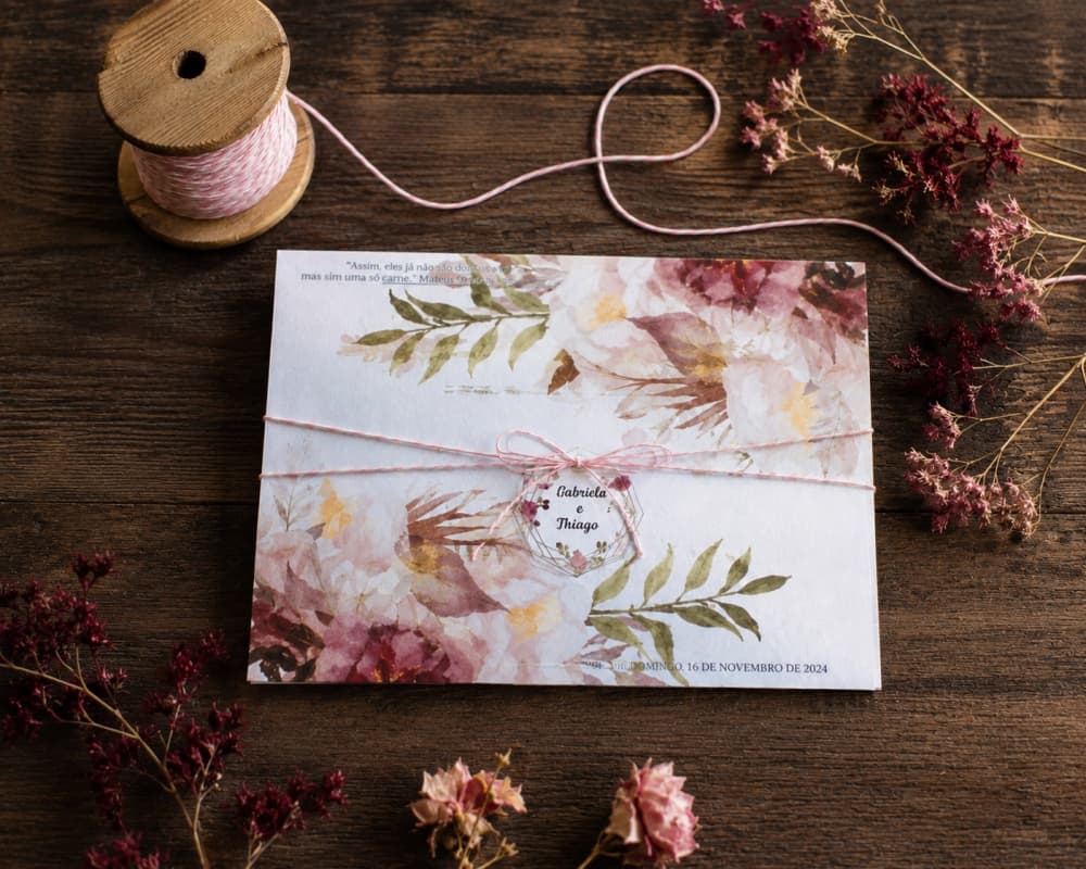 Convite de Casamento Floral Marsala e Rosé em Papel Vegetal