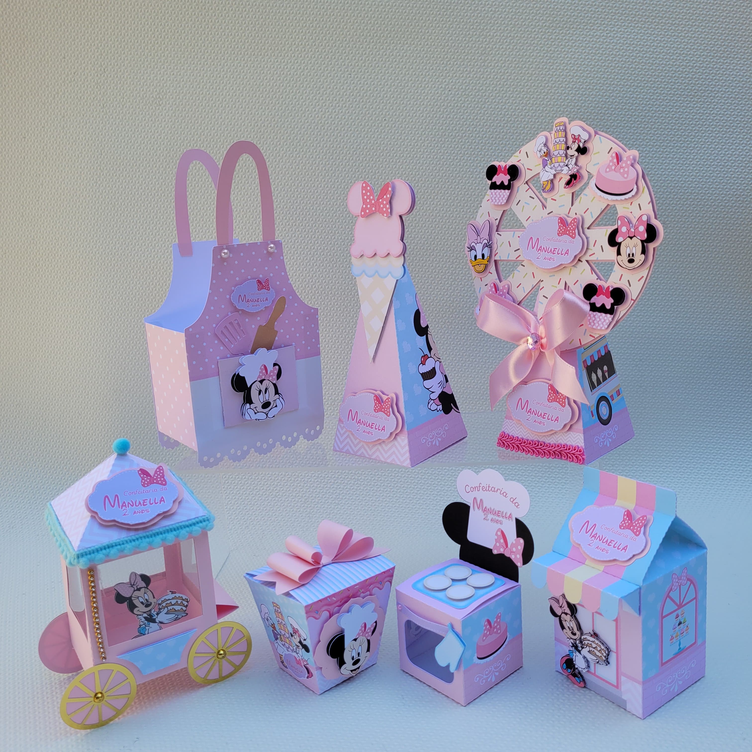 Kit Lembrancinha Minnie Confeiteira Festa Infantil e Aniversário - Caixinha Candy Personalizada - Afetivo