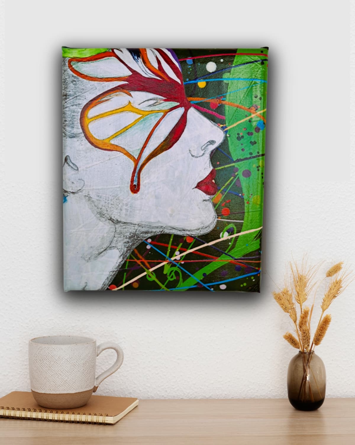 Quadro Abstrato decorativo em Acrílico Pintado a Mão de rosto feminino estilizado com borboleta