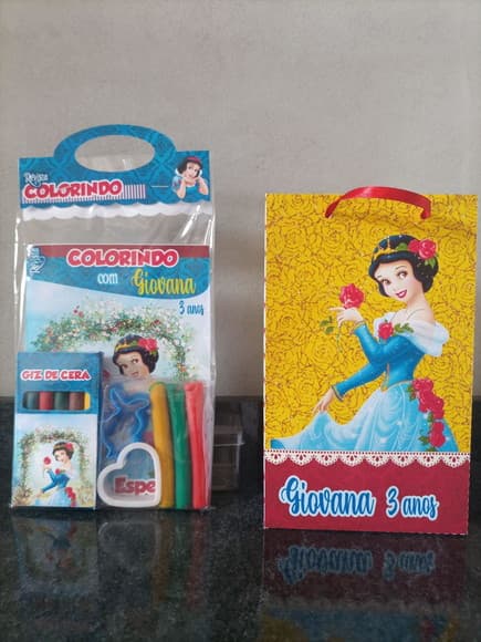 Kit Colorir com Massinha Branca de Neve