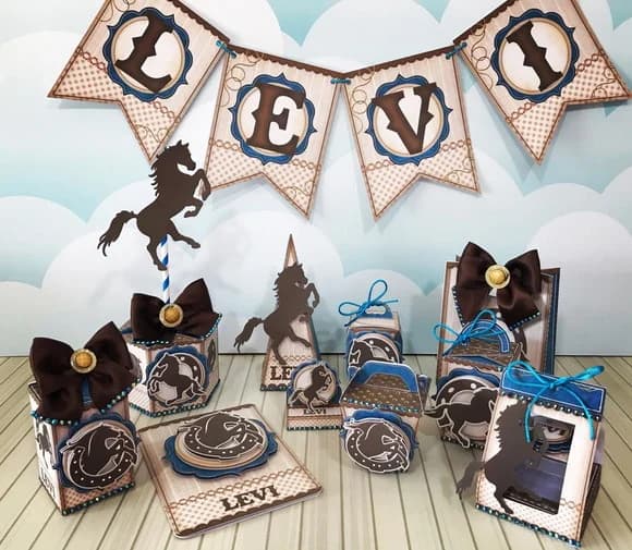 40 Personalizados Festa Cavalos
