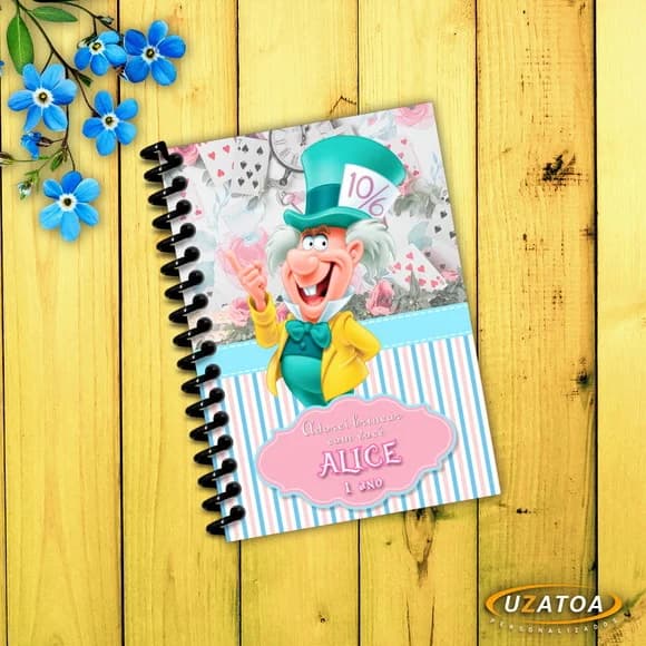 Lembrancinha Caderninho Alice no País das Maravilhas com Capa e Folhas Personalizadas