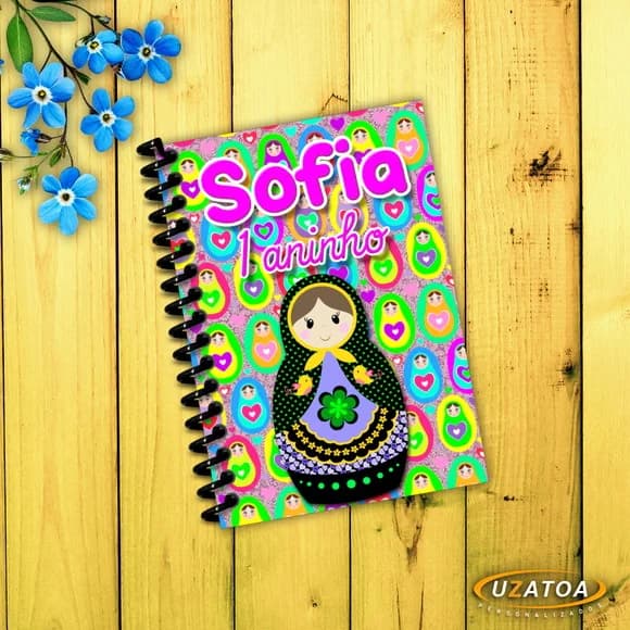 Lembrancinha Caderninho Matrioska com Capa e Folhas Personalizadas