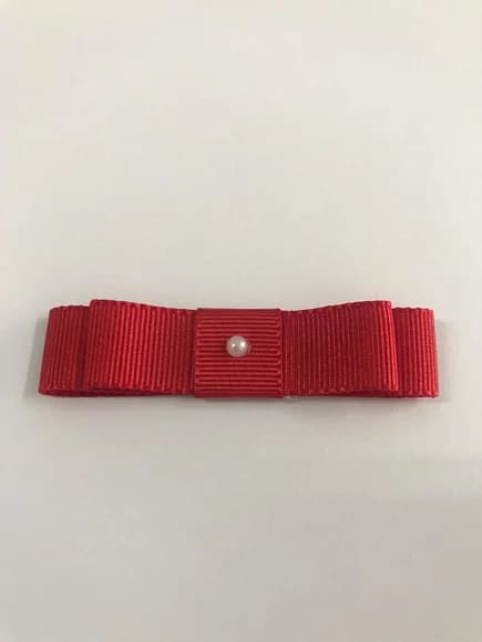 Laço Duplo Vermelho com Pérola