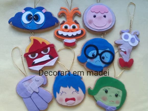 Enfeites para árvore de Natal Divertidamente