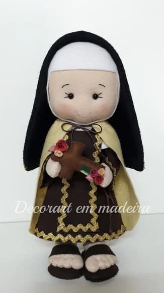 Boneca Santinha Feltro Santa Teresinha do Menino Jesus