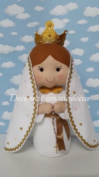 Nossa Senhora de Fátima Boneca Santinha Feltro - 31 cm