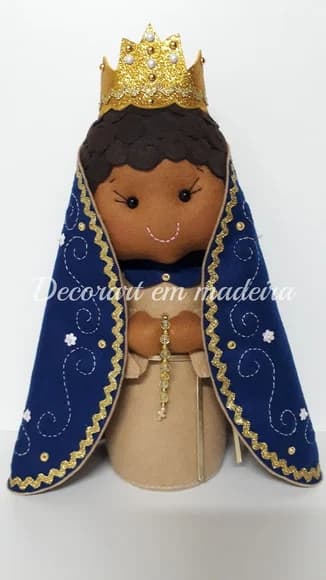 Nossa Senhora Aparecida Boneca Santinha Feltro - 32 cm