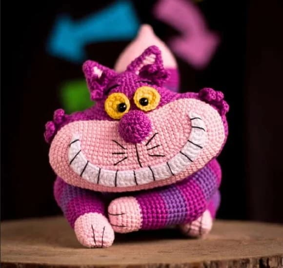 Peso de Porta - Gato Cheshire em Amigurumi - Alice - foto 1