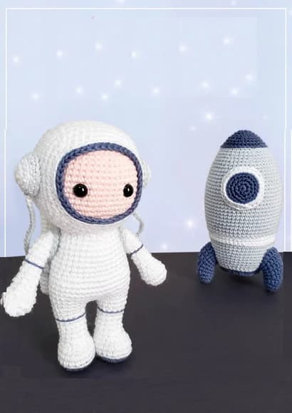 Astronauta e Foguete em Amigurumi