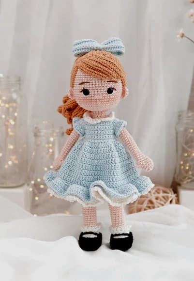 Boneca Nina em Amigurumi