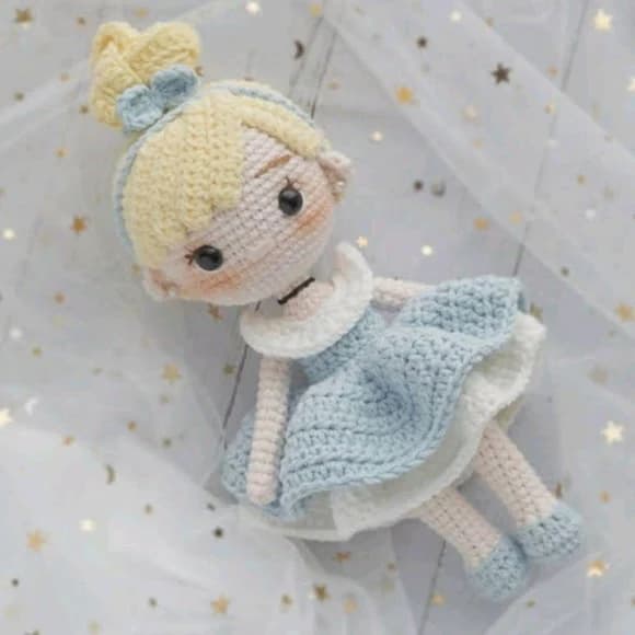 Boneca Cinderela em Amigurumi - foto 1