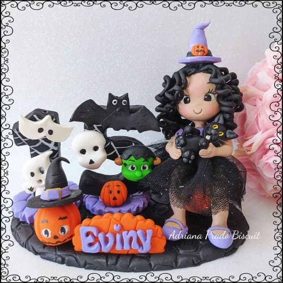 Topo de Bolo em Biscuit 15 Anos Halloween