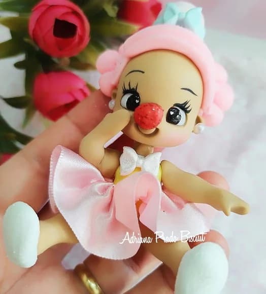Aplique Palhacinha Circo Rosa em Biscuit