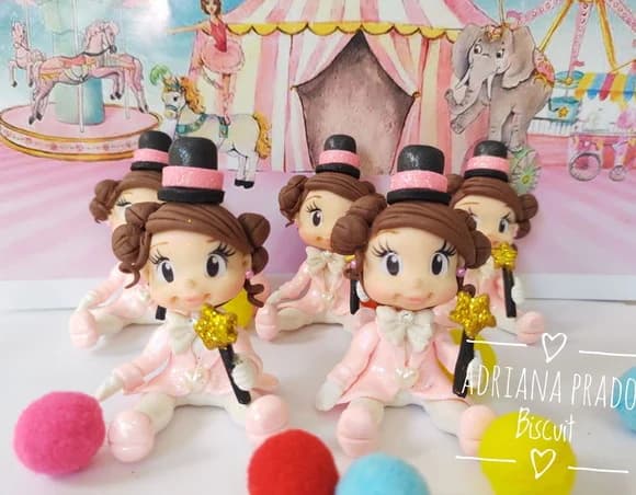 Lembrancinhas Circo Rosa em Biscuit