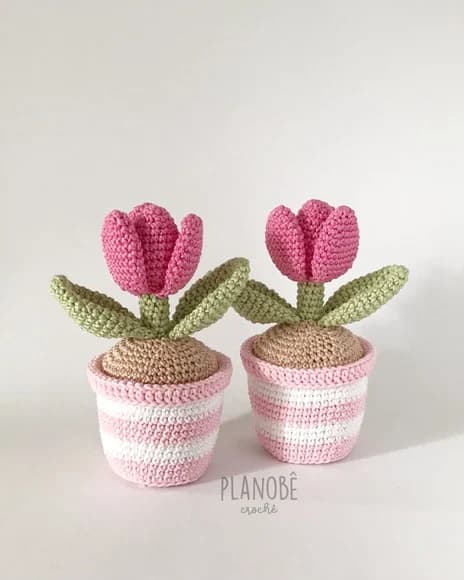 2 Vasos de Flor Amigurumi -tulipas