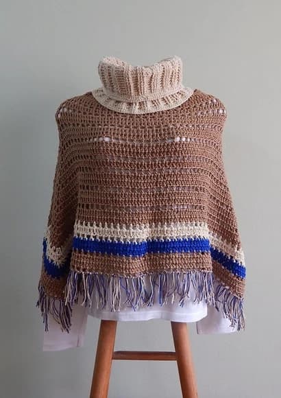 Poncho em Crochê Âmbar Av201