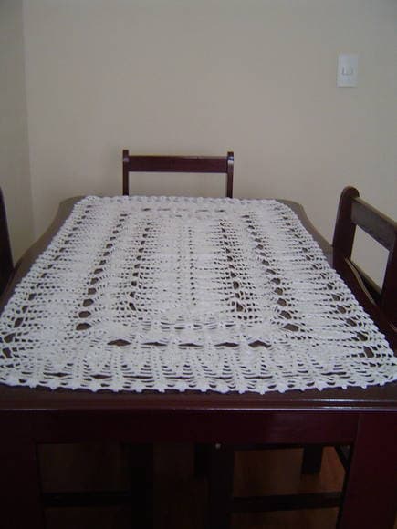 Caminho De Mesa Renda Branca Av004