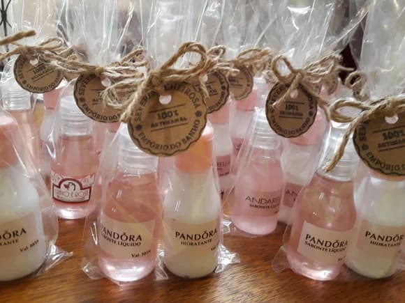 Brinde Empresarial Pousadas Chalés Evento Corporativos