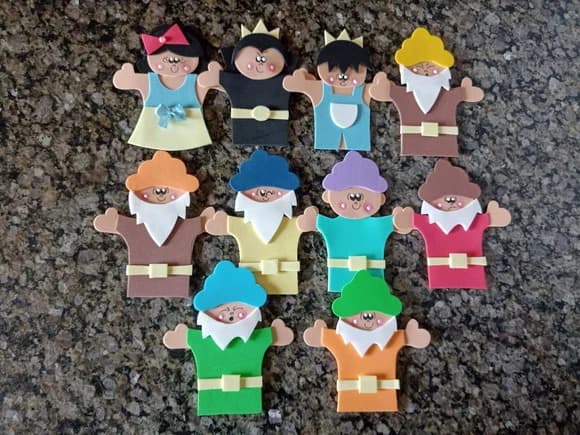 Dedoches Branca de Neve e os 7 Anões