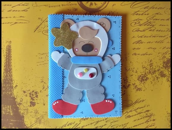 Caderno pequeno decorado ursinho astronauta