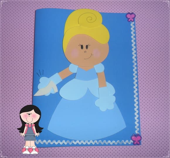 Capas de caderno personagens