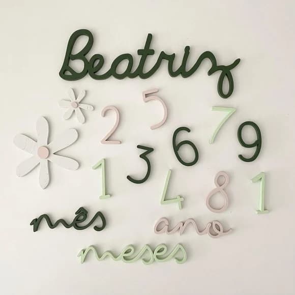 Combo: Kit Mesversário Margarida + Nome Personalizado 25cm