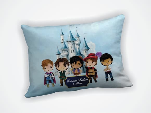 Lembrancinha Mini Almofada 18x28cm Personalizada Príncipes