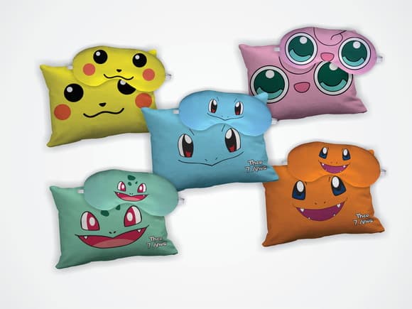 Kit Almofada 18x28cm + Mascara de Dormir Pokemon