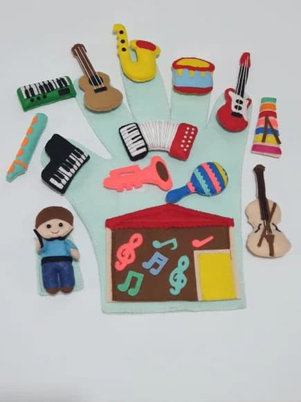 Luva Pedagógica e Educativa com 12 Instrumentos Musicais