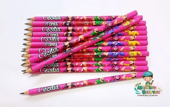 25 Lapis Personalizados Emily Vick