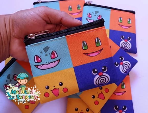 25 Porta Moedas Pokémon Tamanho: 10x12cm