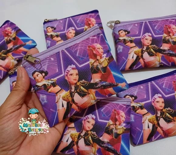 50 Porta Moedas Guerreiras do K-pop Tamanho: 10x12cm