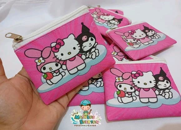 35 Porta Moedas Hello Kitty Tamanho: 10x12cm