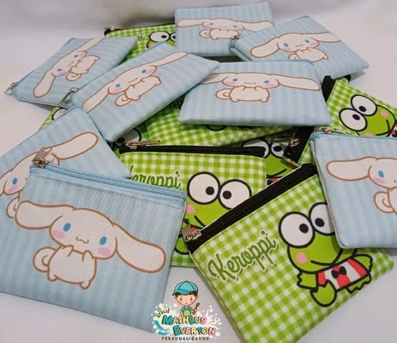 30 Porta Moedas Hello Kitty Tamanho: 10x12cm
