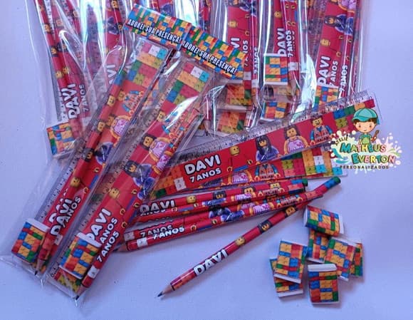 35 Kits Lápis, Régua e Borracha Lego