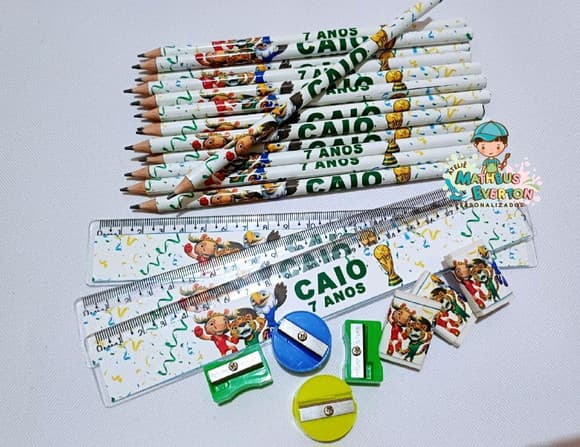 30 Kits Lápis, Borracha, Régua e Apontador Mascote da Copa