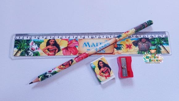 35 Kits Lápis, Borracha, Régua e Apontador Moana