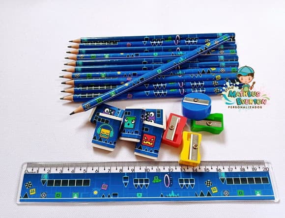 35 Kits Lápis, Borracha, Régua e Apontador Geometry Dash