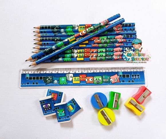 50 Kits Lápis, Borracha, Régua e Apontador Geometry Dash