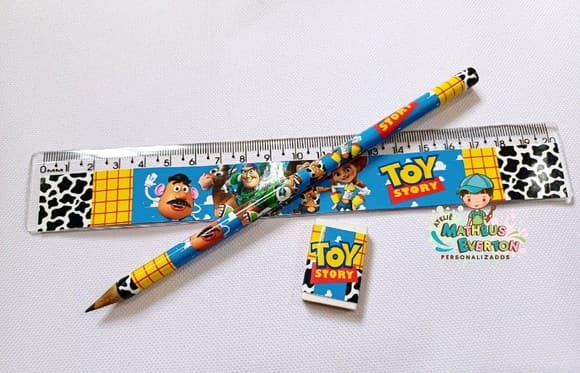 50 Kits Lápis, Régua e Borracha Toy Story