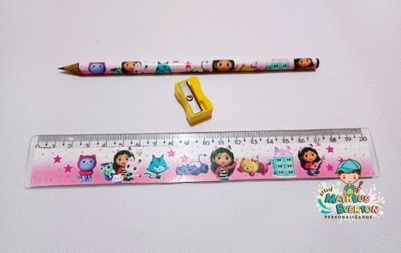 40 Kits Lápis, Régua e Apontador Personalizado a Casa Mágica