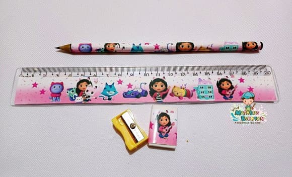 45 Kits Lápis, Borracha, Régua e Apontador a Casa Mágica da