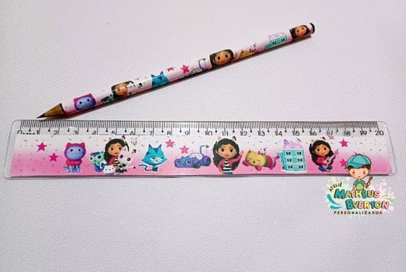 45 Kits Lápis e Régua Personalizado a Casa Mágica da Gabi