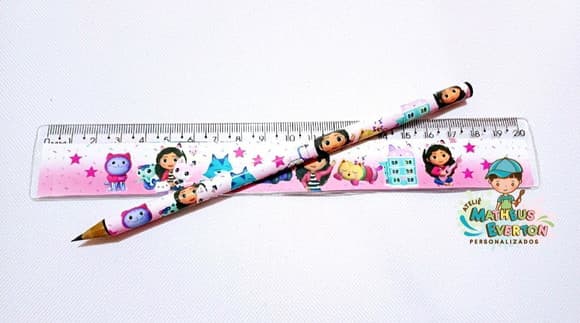 30 Kits Lápis e Régua Personalizado a Casa Mágica da Gabi