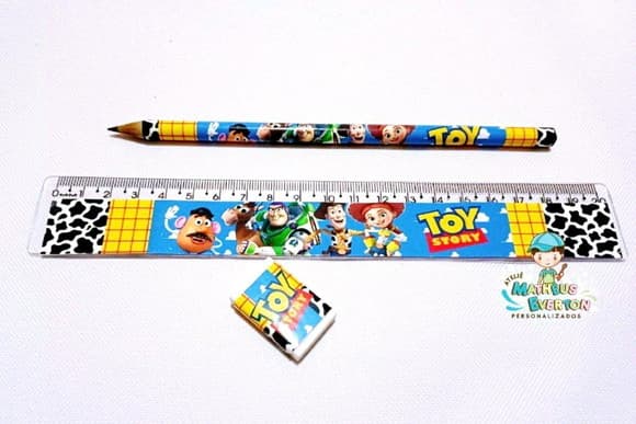 25 Kits Lápis, Régua e Borracha Toy Story